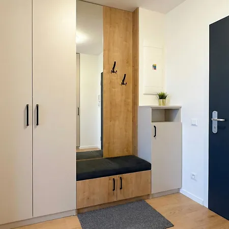 Chic 1br & 1lr Panoramic Sky View 브라티슬라바