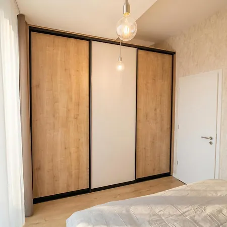 아파트 Chic 1br & 1lr Panoramic Sky View *